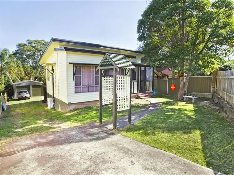 357 Princes Highway, Bomaderry NSW 2541