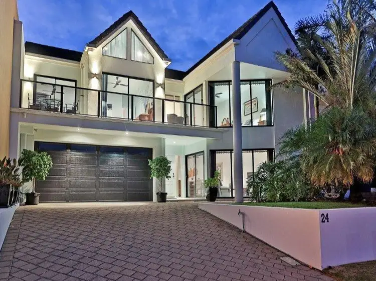 24 Gulf Point Drive, North Haven SA 5018