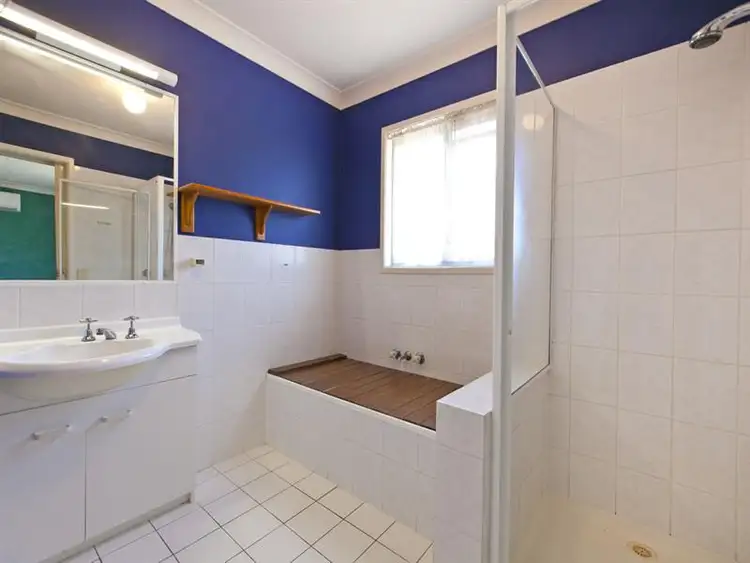 Fifth view of Homely townhouse listing, 8/9 Bayside Court, Thorneside QLD 4158