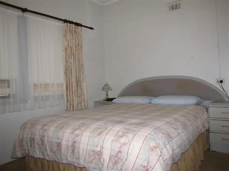 Fifth view of Homely house listing, 6 Pine Avenue, Loxton SA 5333