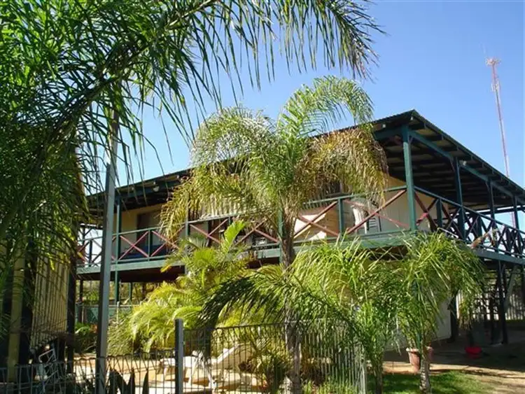 24 Hasleby Street, Kalbarri WA 6536