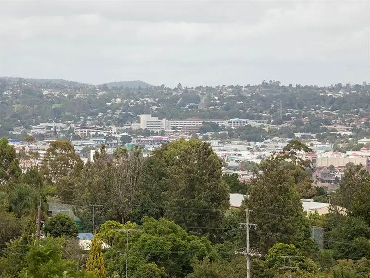 Second view of Homely unit listing, Unit 20/2 Benjamin Street, Mount Lofty QLD 4350