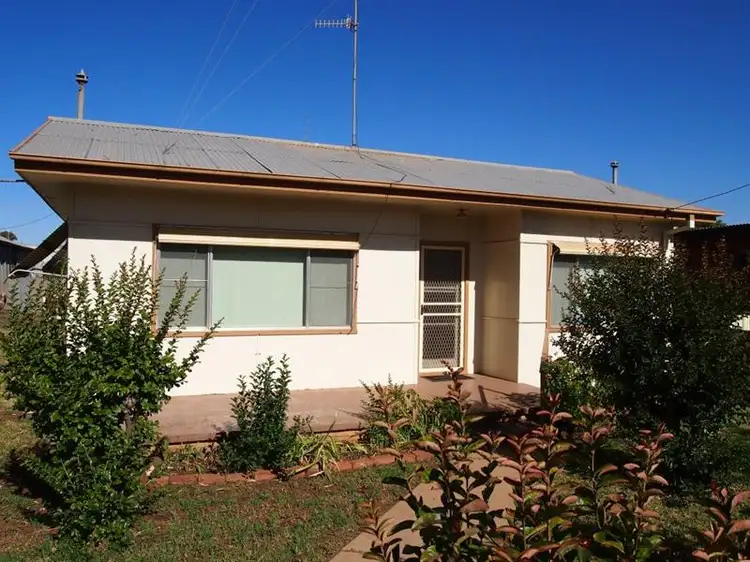 7 Harding Avenue, Condobolin NSW 2877