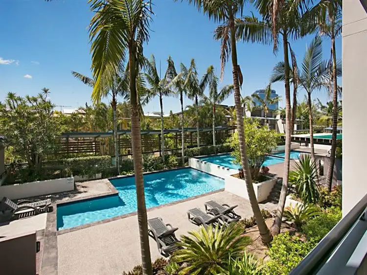 33/26 Holland Street, Toowong QLD 4066