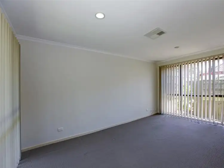 Sixth view of Homely house listing, 2/27 Derrick Street, Lalor VIC 3075
