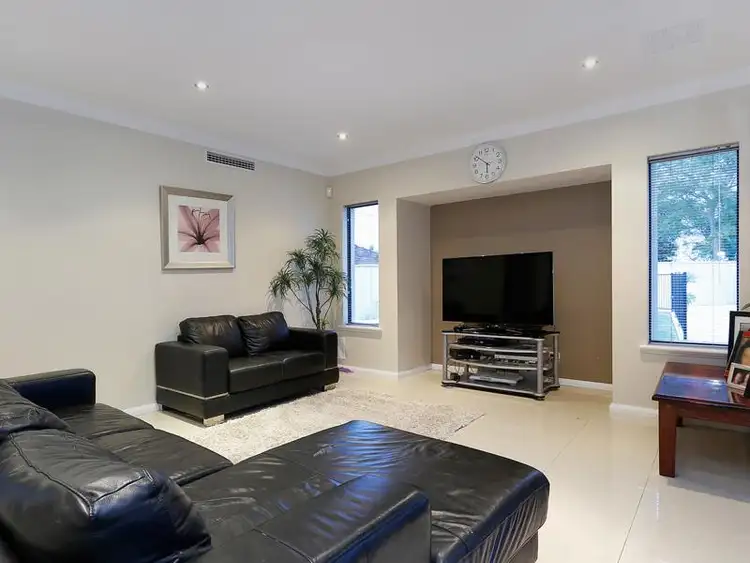 Seventh view of Homely house listing, 7 Hillier Place, Hamersley WA 6022