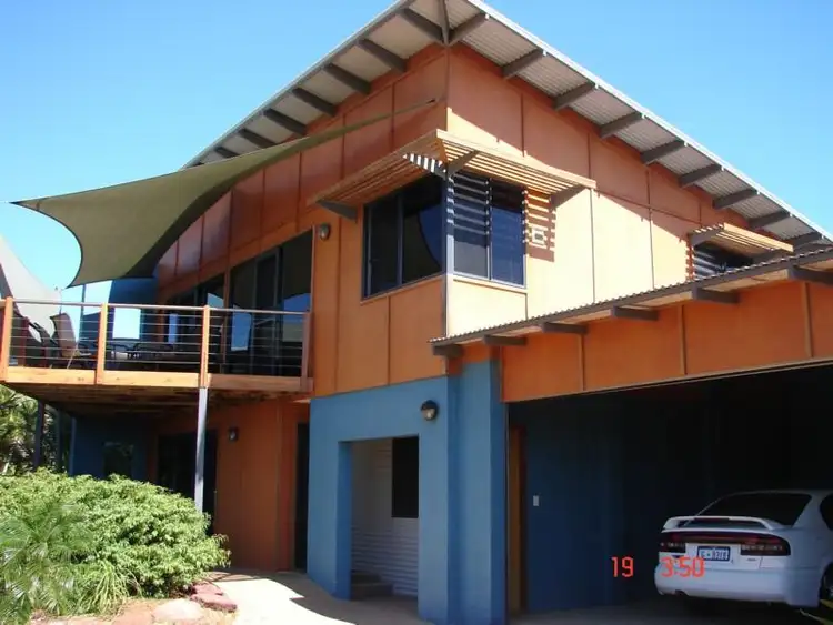 3/3 Glass Street, Kalbarri WA 6536