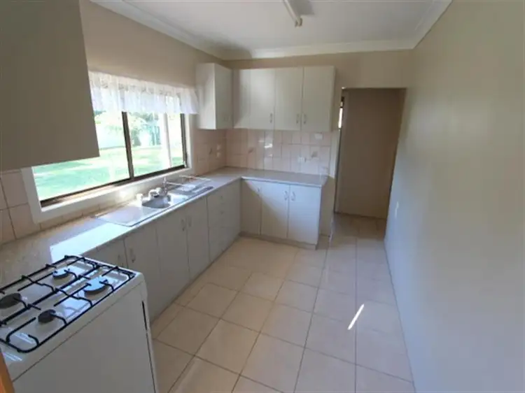 186 Galatea Street, Charleville QLD 4470