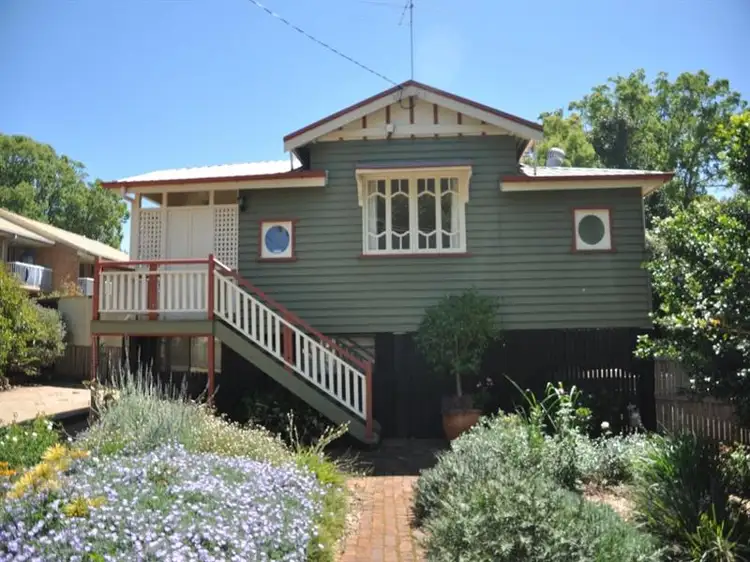 5 Gladstone Street, Newtown QLD 4350