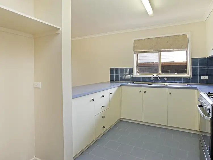 Sixth view of Homely unit listing, 1/50-52 Moruya Drive, Grovedale VIC 3216