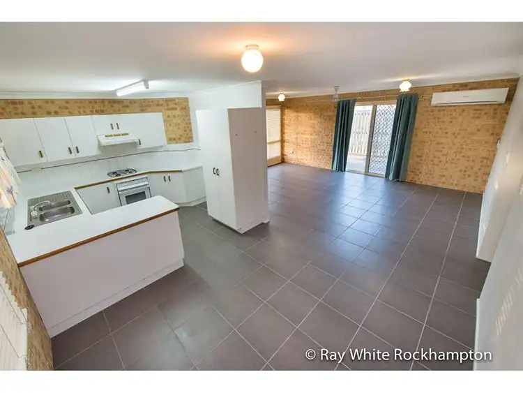 Fourth view of Homely unit listing, 1/17 Stenlake Avenue, Kawana QLD 4701