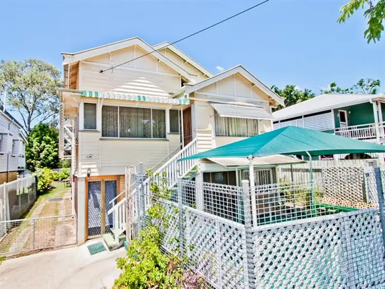 200 Ekibin Road East, Tarragindi QLD 4121