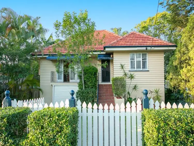 76 Chester Road, Annerley QLD 4103