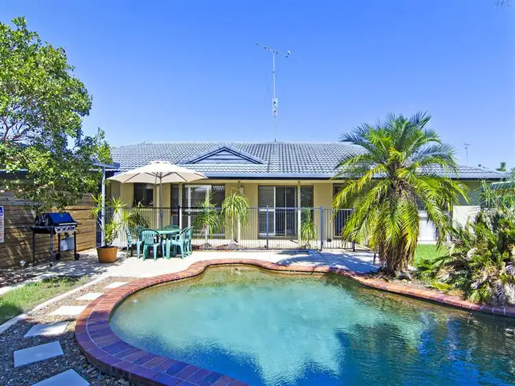 13 Ling Place, Palm Beach QLD 4221