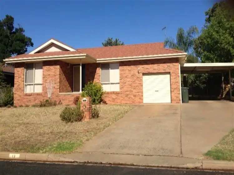 13 Craft Crescent, Condobolin NSW 2877