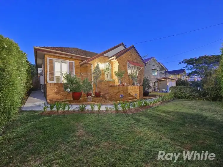 269 Buckland Road