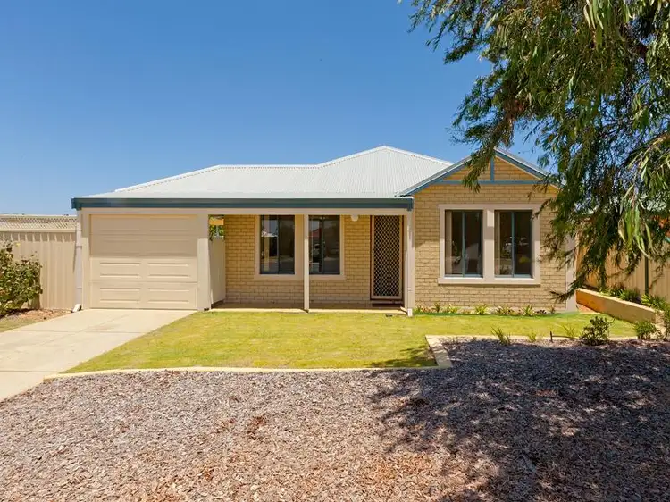 Second view of Homely house listing, 19 Hueston Lookout, Leda WA 6170