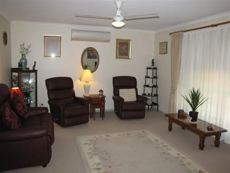 Fifth view of Homely house listing, 4 Nalara Avenue, Loxton SA 5333