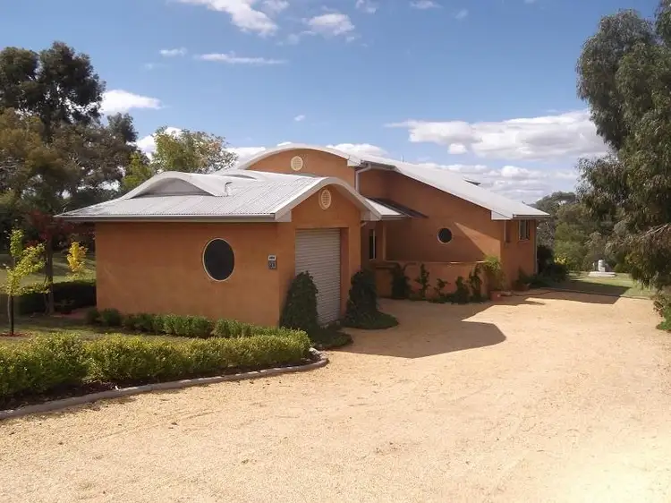 23 Dawson Drive, Cowra NSW 2794