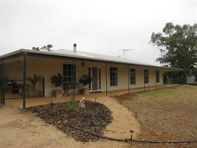 90 Hunt Road, Barmera SA 5345