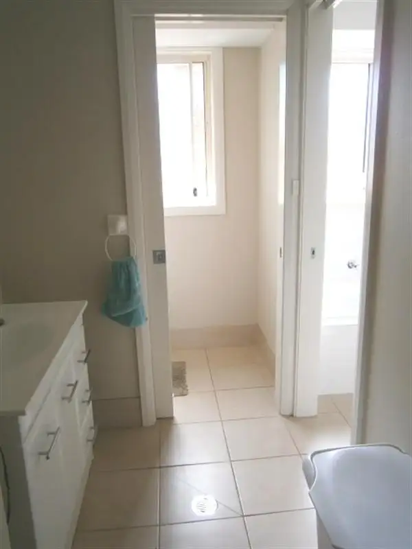 Seventh view of Homely townhouse listing, 1/105 Thompson Street, Cootamundra NSW 2590