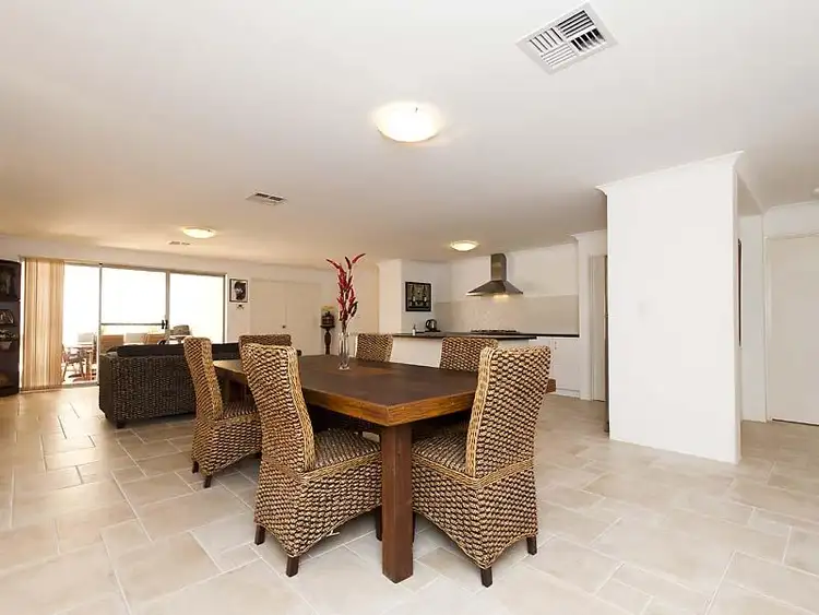 Sixth view of Homely house listing, 4 Anfield Court, Baldivis WA 6171