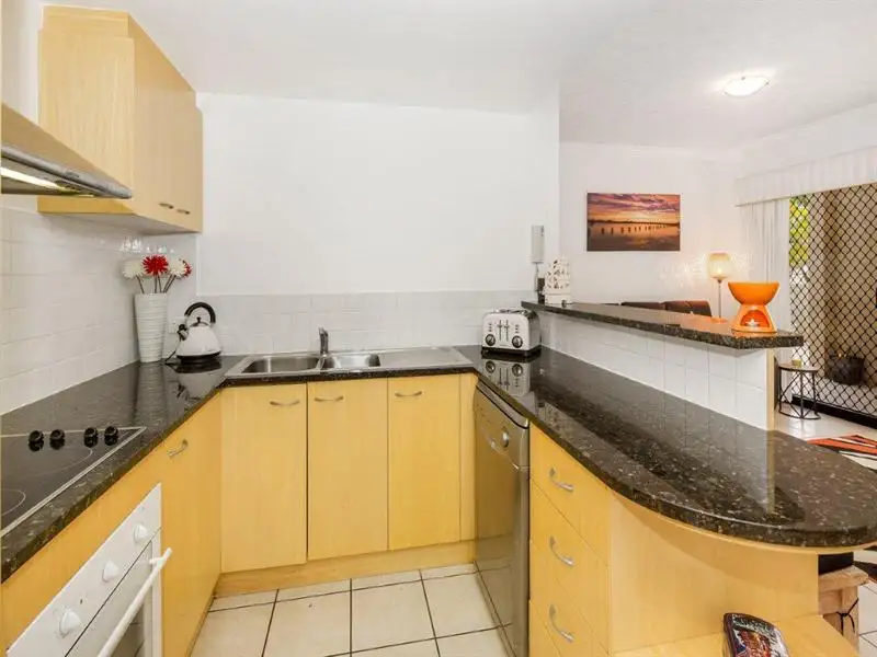Main view of Homely unit listing, 2/165 Main Street, Kangaroo Point QLD 4169