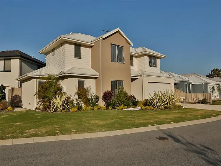 9 Prospector Loop, Bassendean WA 6054