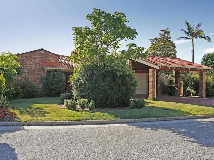 3 Hindle Court, Leeming WA 6149