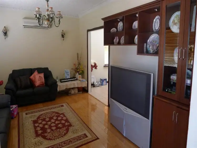 Fifth view of Homely house listing, 372 Alexander Drive, Dianella WA 6059