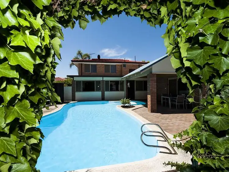 Second view of Homely house listing, 3 QUINDALUP Court, Hillman WA 6168