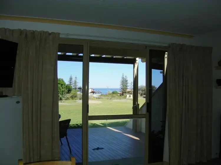Seventh view of Homely unit listing, 5/16 Dewar Way, Ledge Point WA 6043