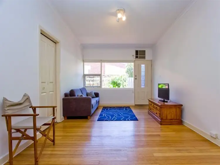 2/14 Beck Street, Henley Beach SA 5022