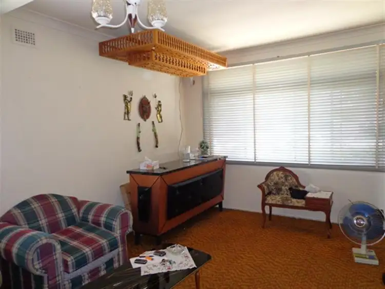 2 Yvonne Street