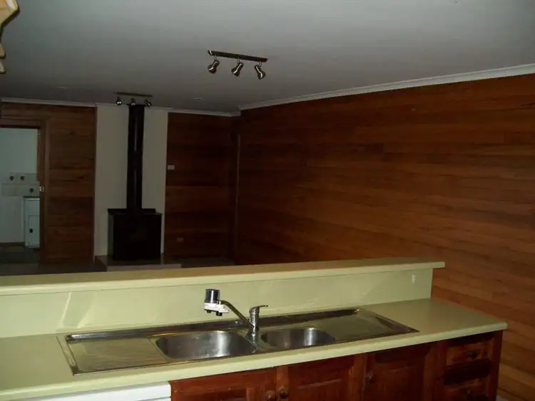 Sixth view of Homely house listing, 124 W. Schultz Road, Hamilton VIC 3300