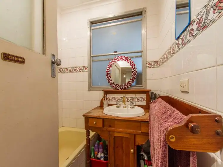Sixth view of Homely house listing, 27 Coolgardie Street, Frankston North VIC 3200