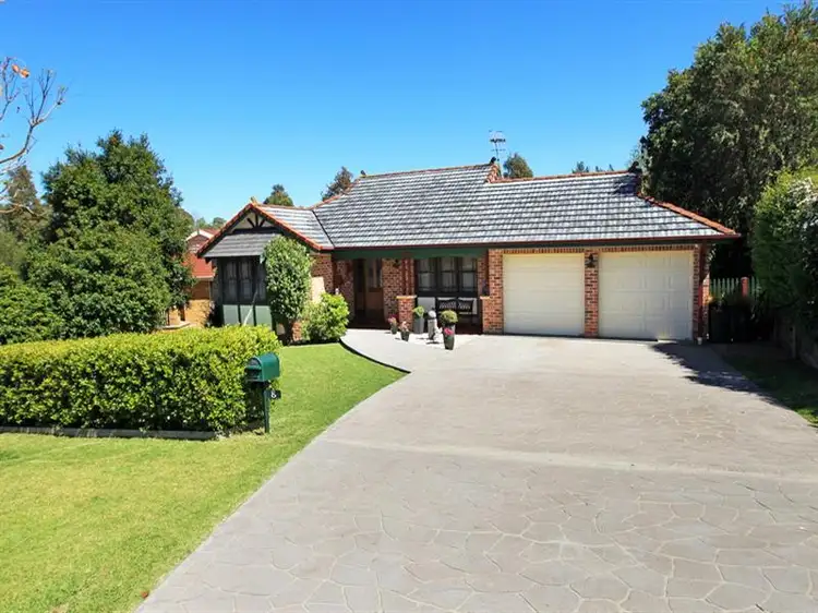 8 Brolga Place, Cambewarra NSW 2540