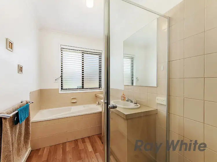 Seventh view of Homely house listing, 14 Currunghi Court, St Albans VIC 3021