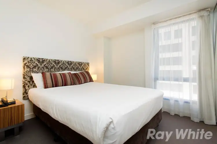 Third view of Homely apartment listing, 826/572 St Kilda Road, Melbourne VIC 3004