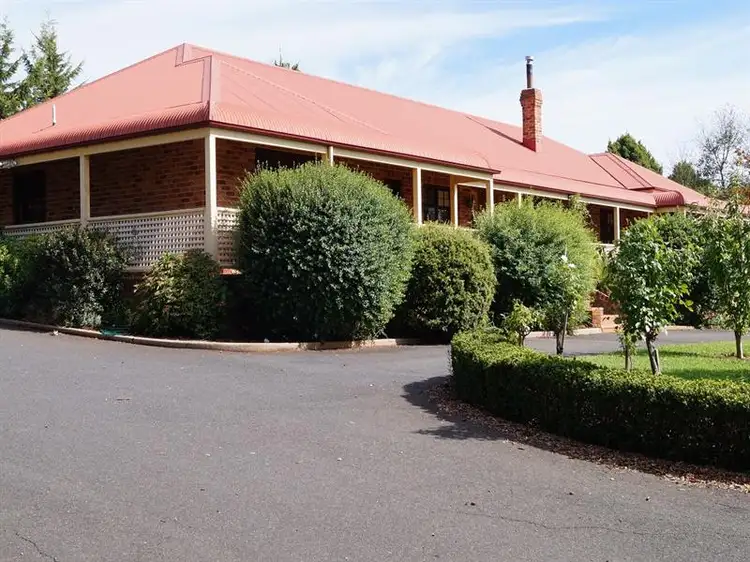 Main view of Homely house listing, 11 Borrodell Drive, Orange NSW 2800