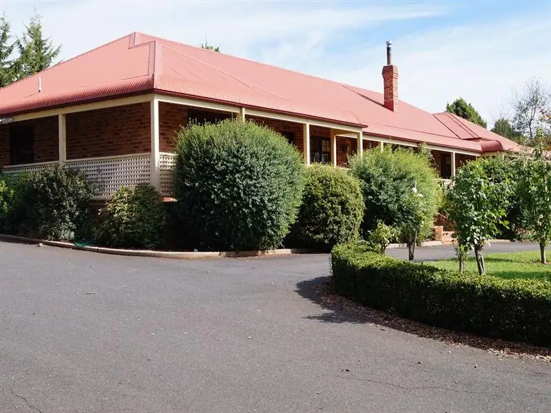 Main view of Homely house listing, 11 Borrodell Drive, Orange NSW 2800