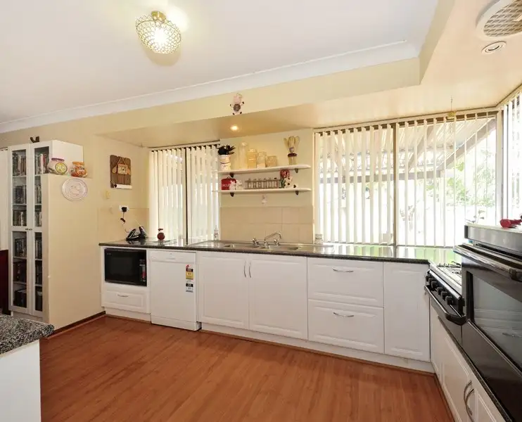 21 Hawkins Street, Rockingham WA 6168