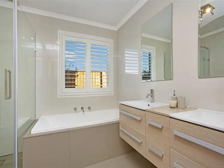 Sixth view of Homely house listing, 7 ATHERTON Close, Aspendale Gardens VIC 3195