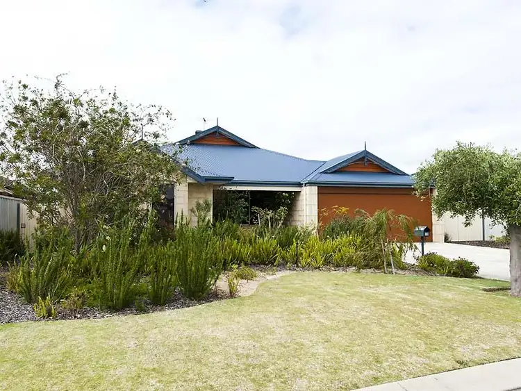 33 Valheru Avenue, Rockingham WA 6168