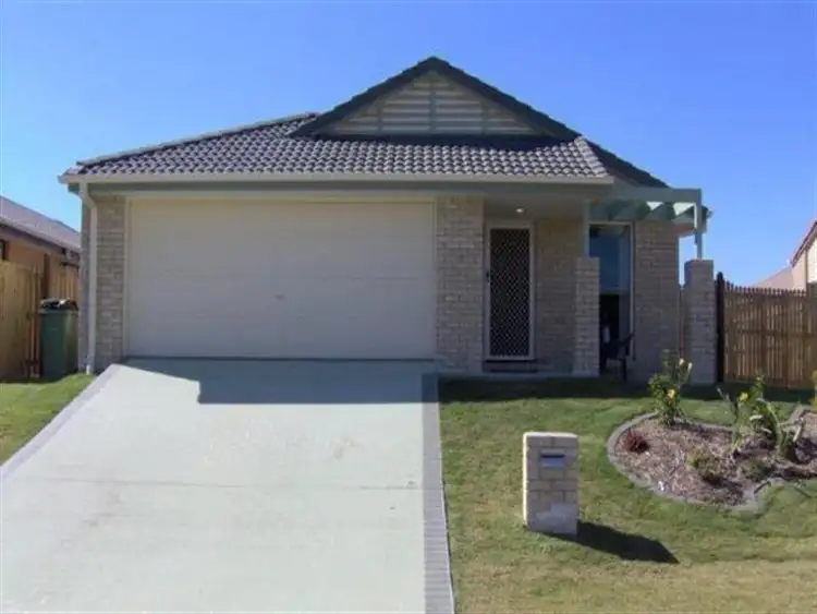 28 Lake Manchester Street, Logan Reserve QLD 4133