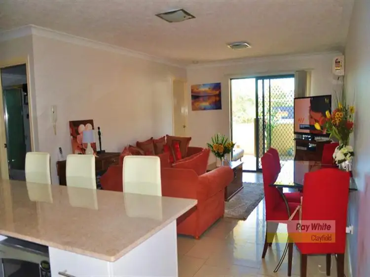 Main view of Homely unit listing, 2/2 Riverton Street, Clayfield QLD 4011