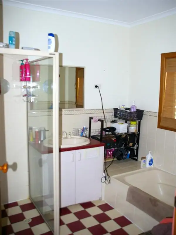 Seventh view of Homely house listing, 10 Tucker Court, Renmark SA 5341