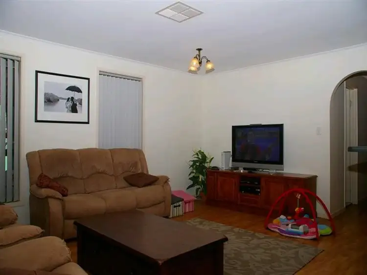 Seventh view of Homely house listing, 25 Middleton Avenue, Paringa SA 5340