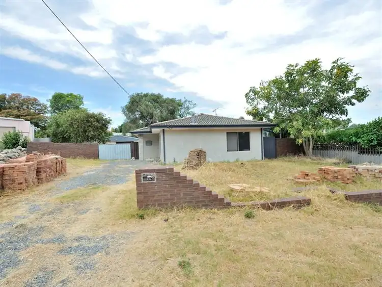 Second view of Homely house listing, 19 Dent Court, Orelia WA 6167