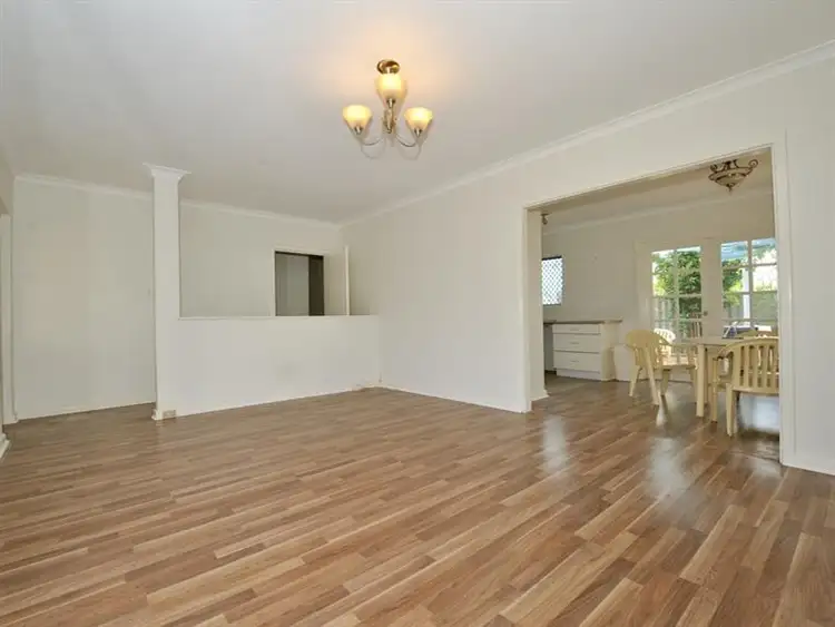 Fifth view of Homely house listing, 19 Dent Court, Orelia WA 6167